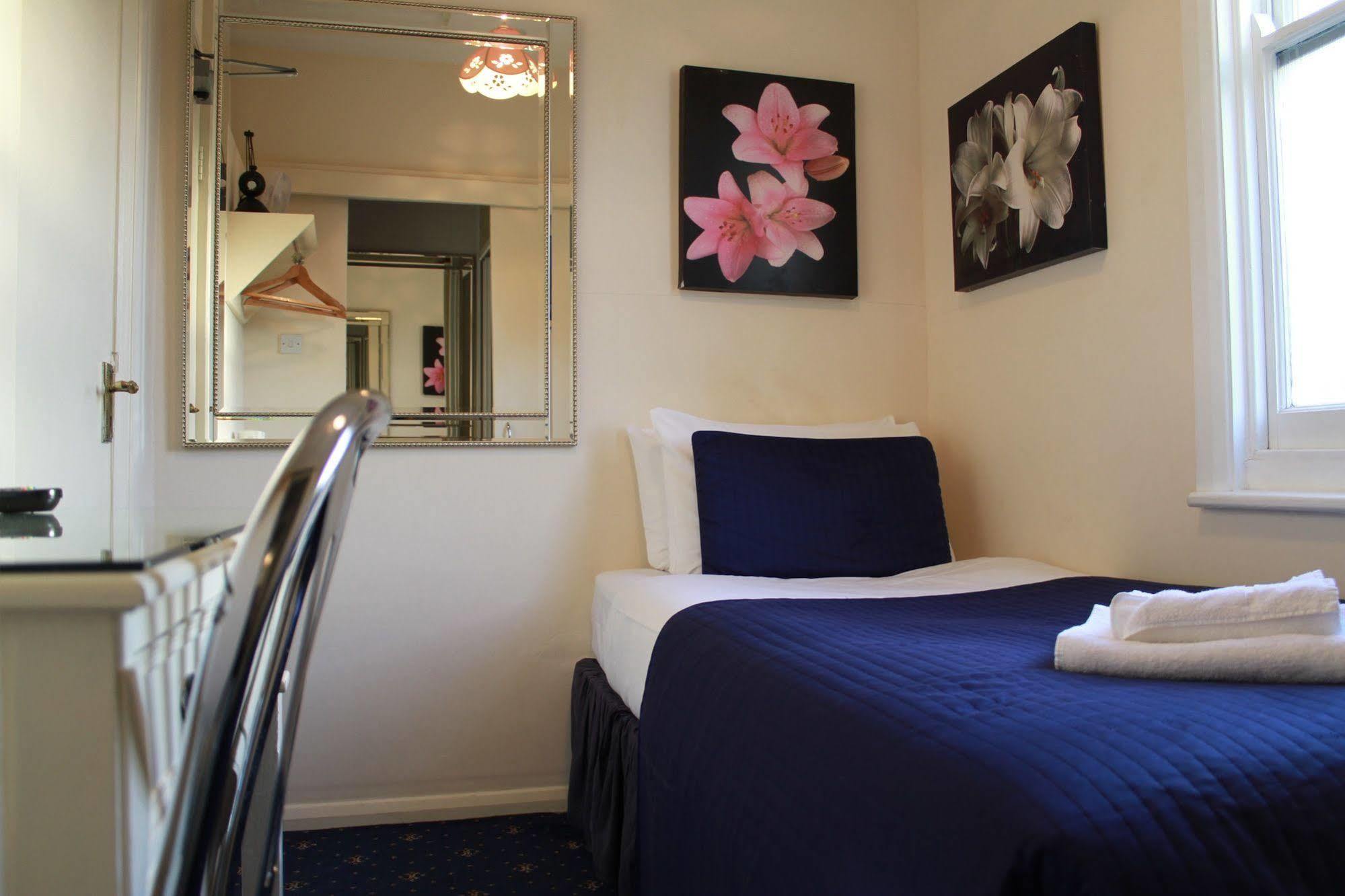 Blades Hotel London Kültér fotó