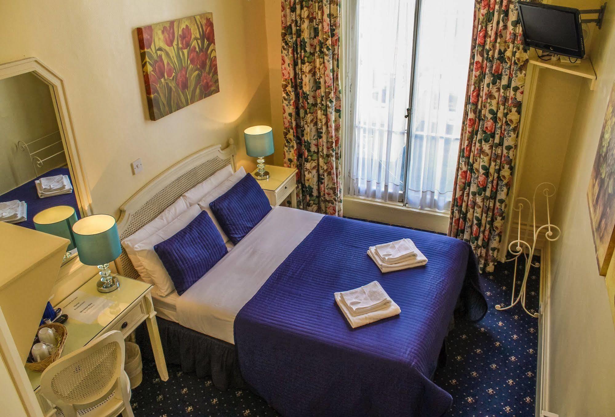 Blades Hotel London Kültér fotó